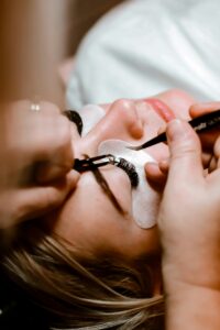 Should You Get Lash Extensions for Your Wedding?